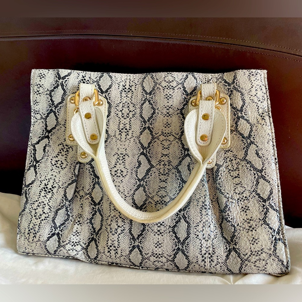 NEW without tags. Gorgeous Terzetto Genuine Leather Snakeskin Print Satchel.